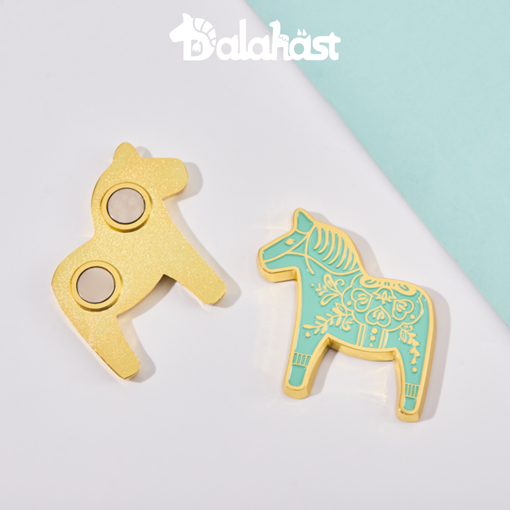 Swedish-Inspired Home Decor: Swedish Dalahast Fridge Magnet (Turquoise)